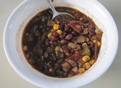 Hearty Vegetarian Chili (Gluten-Free)