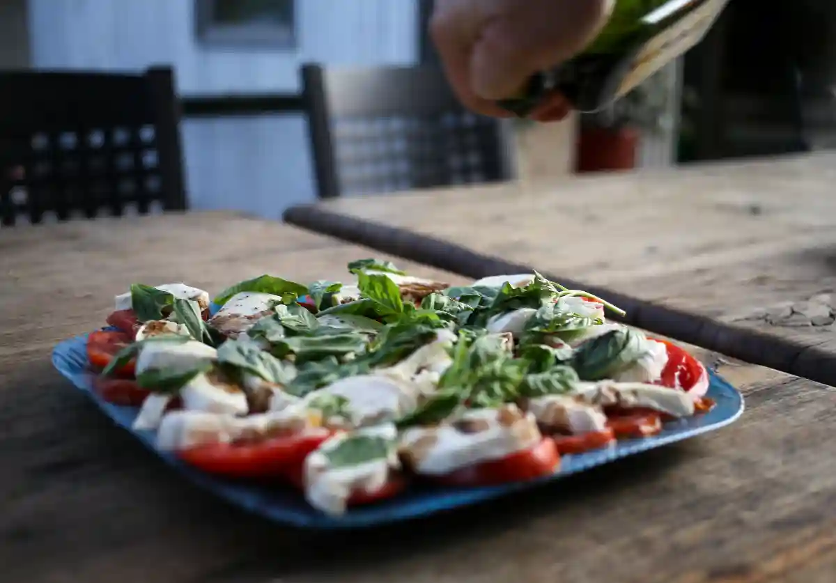 Gluten-Free Italian Caprese Salad – Celiac.com